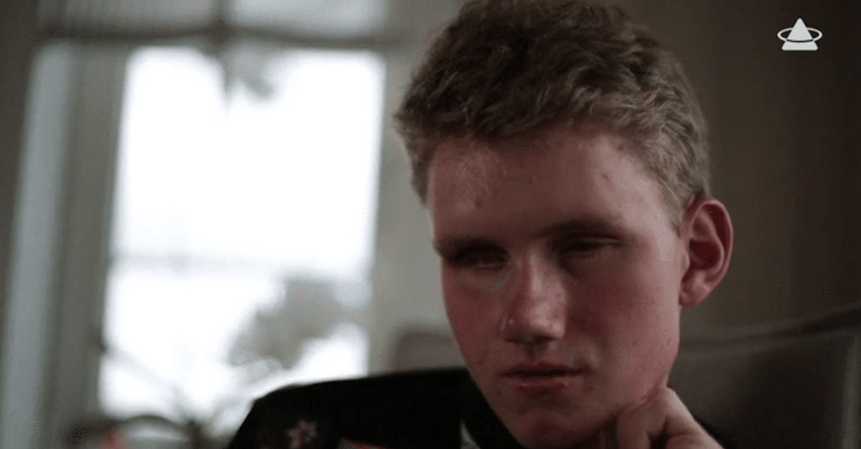 Bilde av Magnus, en ung mann i starten av 20-årene.